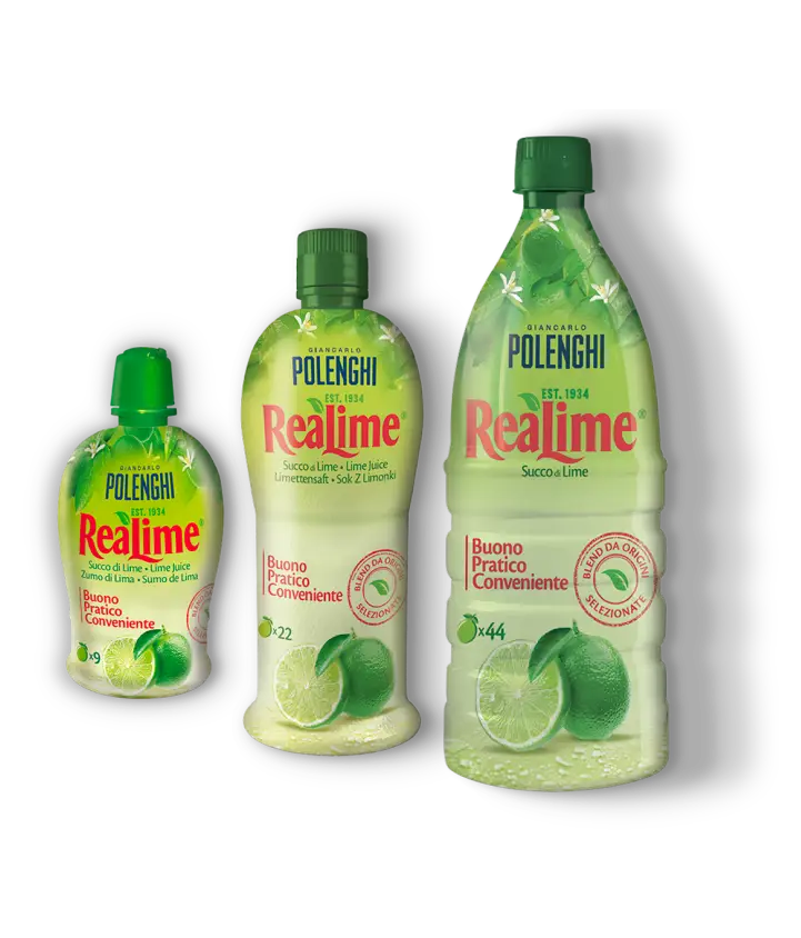 Tre formati di succo di lime Giancarlo Polenghi Realime in bottiglie verdi, etichette con lime affettati su sfondo nero.